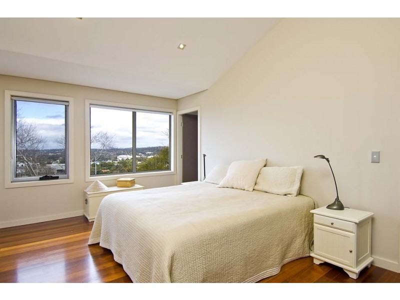 33b Alfred Road (off De Chair Road), Narraweena NSW 2099