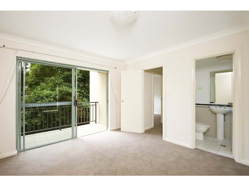 2/9 Ruth Street, Naremburn NSW 2065