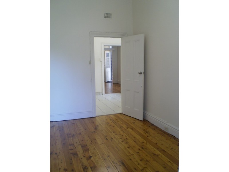 66 Military Road, Neutral Bay NSW 2089