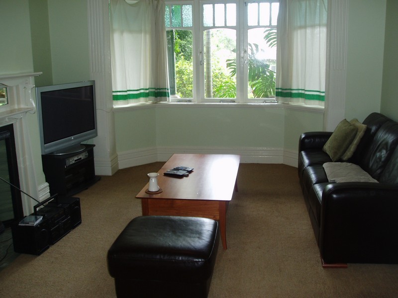 2/18 Lower Wycombe Rd, Neutral Bay NSW 2089