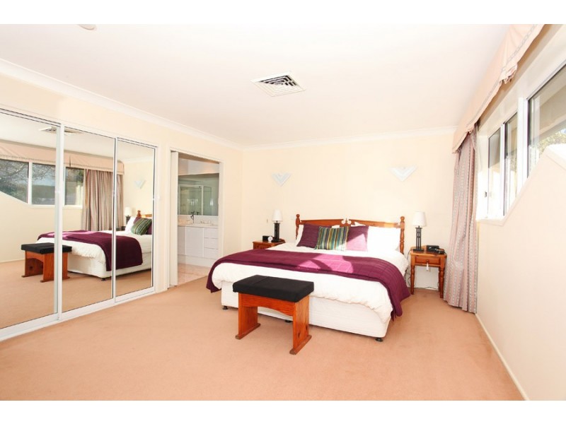 11 The Cloisters, St Ives NSW 2075