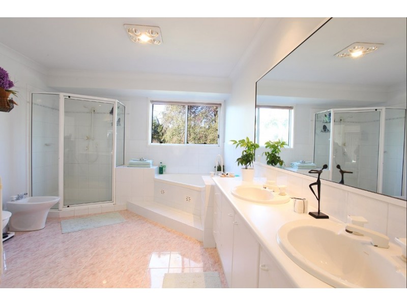 11 The Cloisters, St Ives NSW 2075