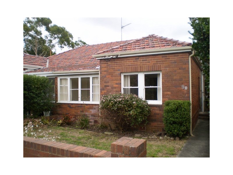 90 Cammeray Rd, Cammeray NSW 2062