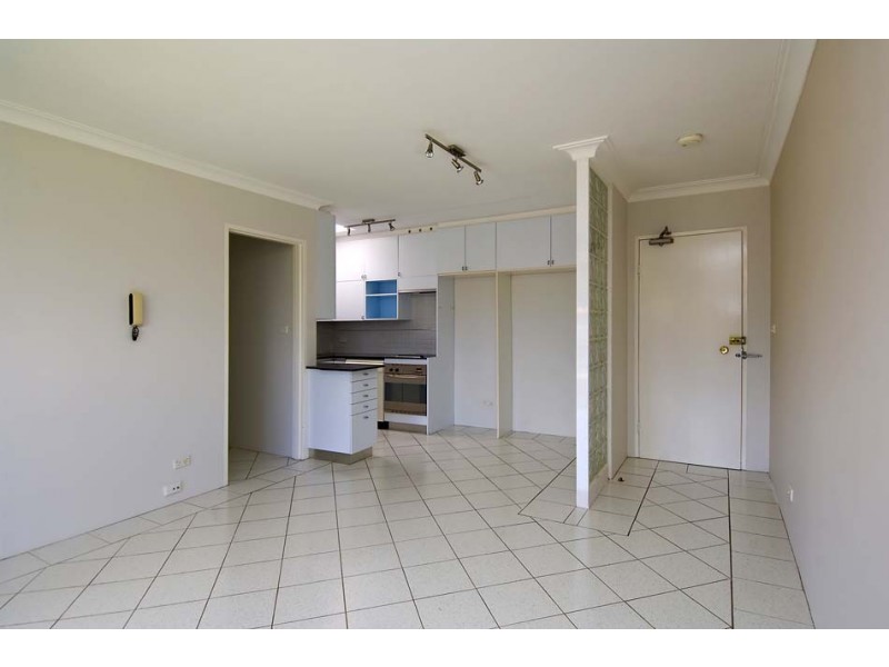 23/10-16 Brook Street, Crows Nest NSW 2065