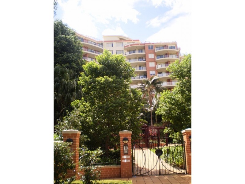 6/49 Lithgow Street, St Leonards NSW 2065