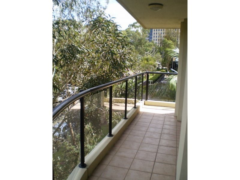 6/49 Lithgow Street, St Leonards NSW 2065