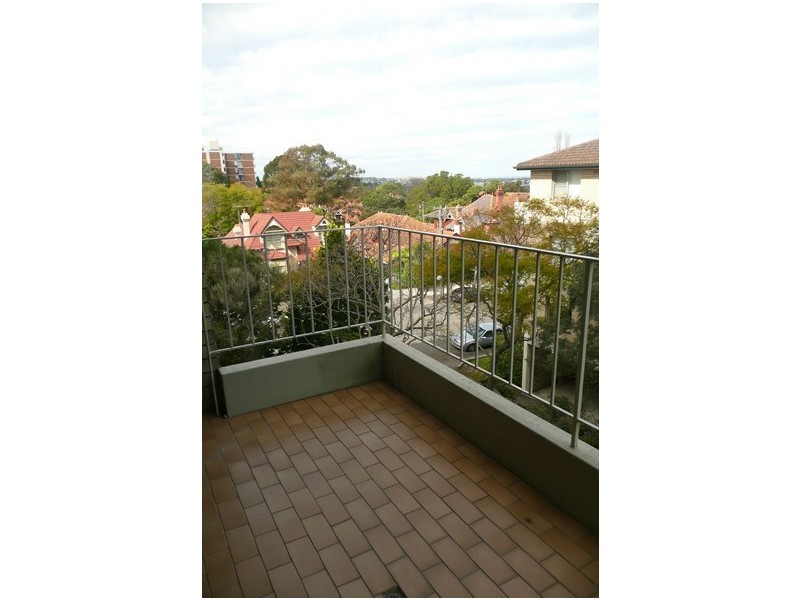 9/140 Wycombe Rd, Neutral Bay NSW 2089