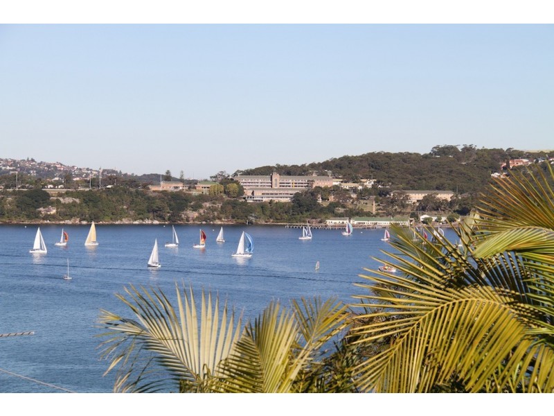 19 Moore Street, Clontarf NSW 2093