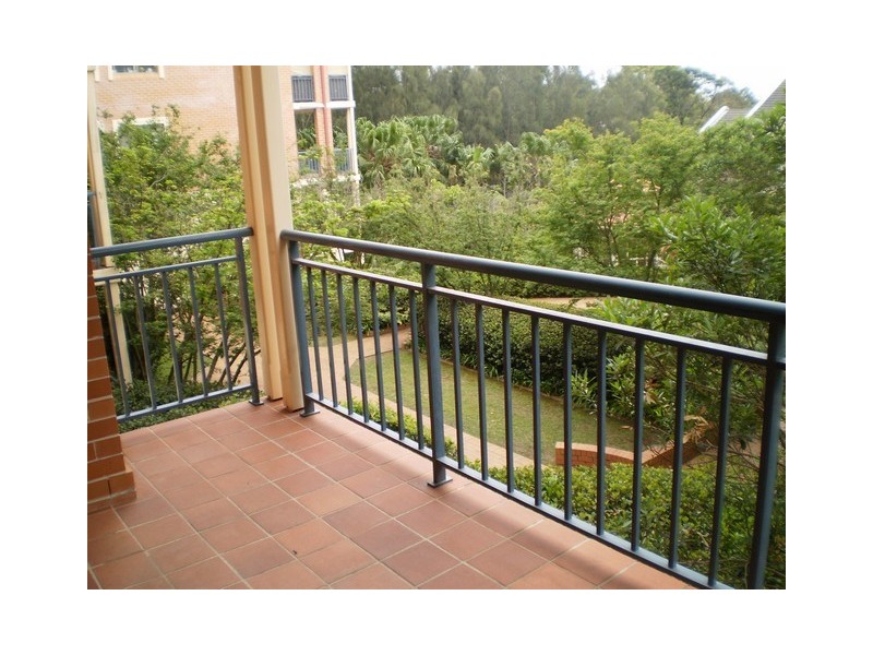 4/18 Northcote Street, St Leonards NSW 2065