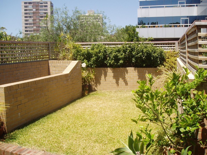 7 Park Ave, Neutral Bay NSW 2089