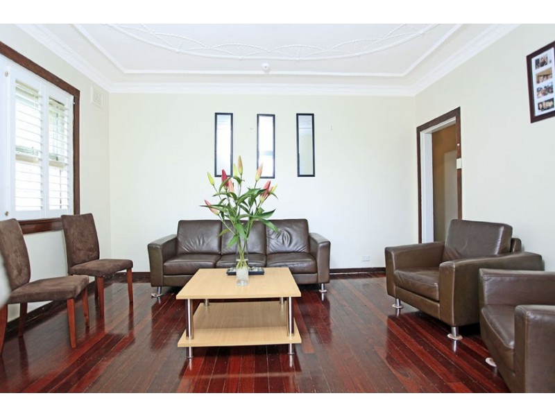 324 Edgecliff Road, Woollahra NSW 2025