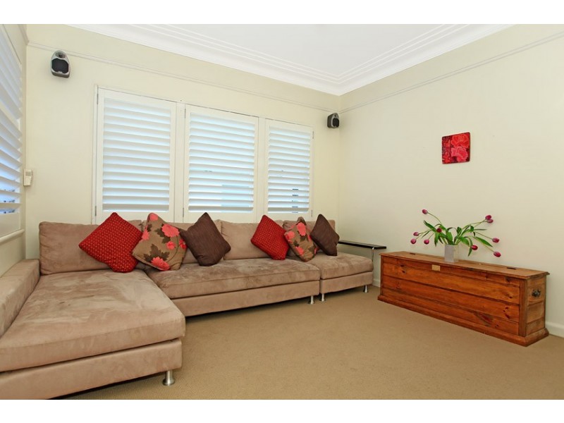 22 Moore Street, Clontarf NSW 2093