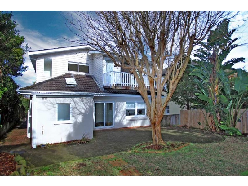 22 Moore Street, Clontarf NSW 2093