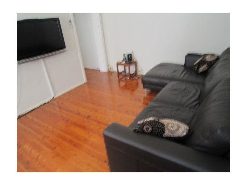 2/5a  Priory Rd, Waverton NSW 2060