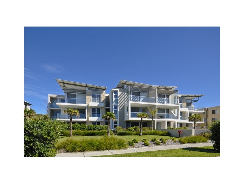 1-15/13-17 Beach Rd, Hawks Nest NSW 2324
