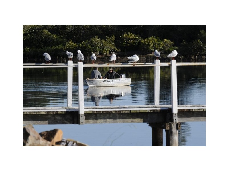 1-15/13-17 Beach Rd, Hawks Nest NSW 2324