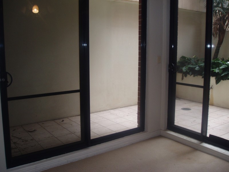 1/236 Pacific Hwy, Crows Nest NSW 2065