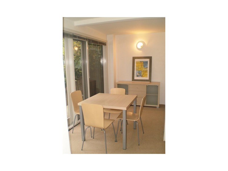 7/4 Holdsworth St, Neutral Bay NSW 2089