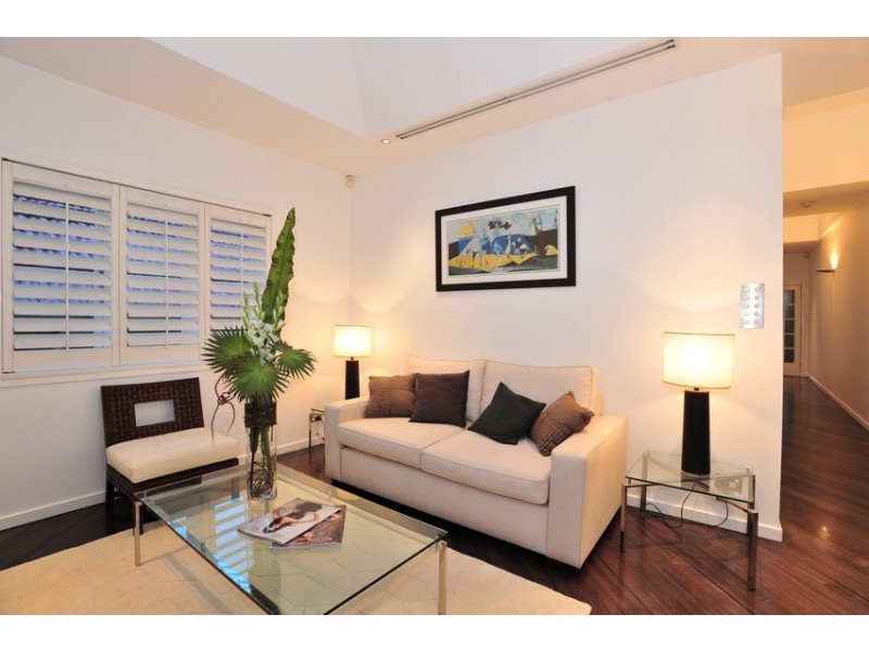 18 Holdsworth Street, Neutral Bay NSW 2089