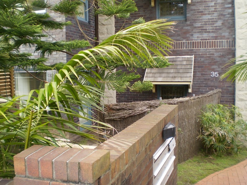 1/35 Shell Cove Rd, Neutral Bay NSW 2089