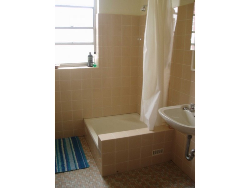 14/3 Colindia Ave, Neutral Bay NSW 2089