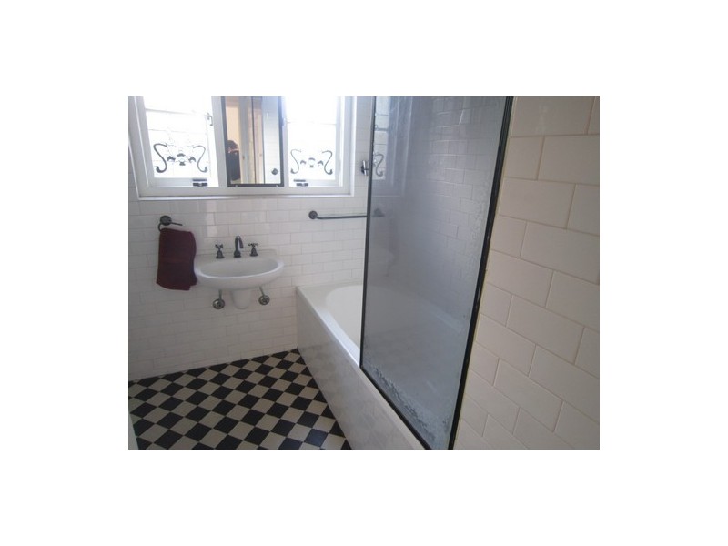 9/5a Priory Rd, Waverton NSW 2060