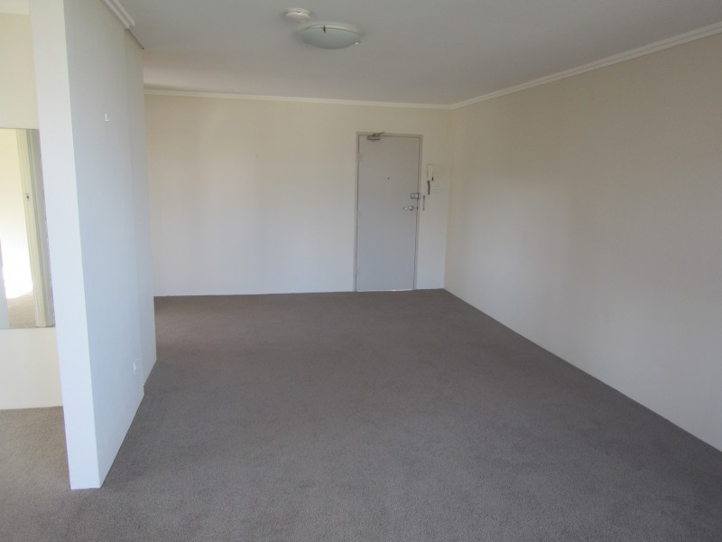 12/3  Colindia Avenue, Neutral Bay NSW 2089