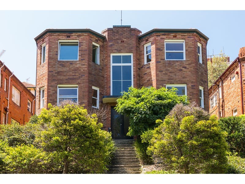 2/6 Bradly Avenue, Kirribilli NSW 2061