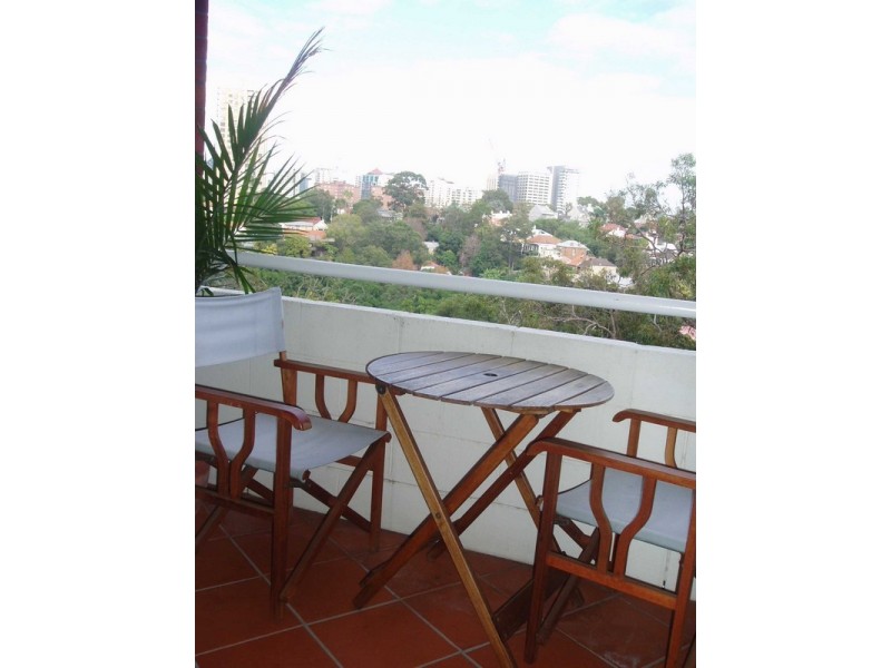 6/3 Colindia Ave, Neutral Bay NSW 2089