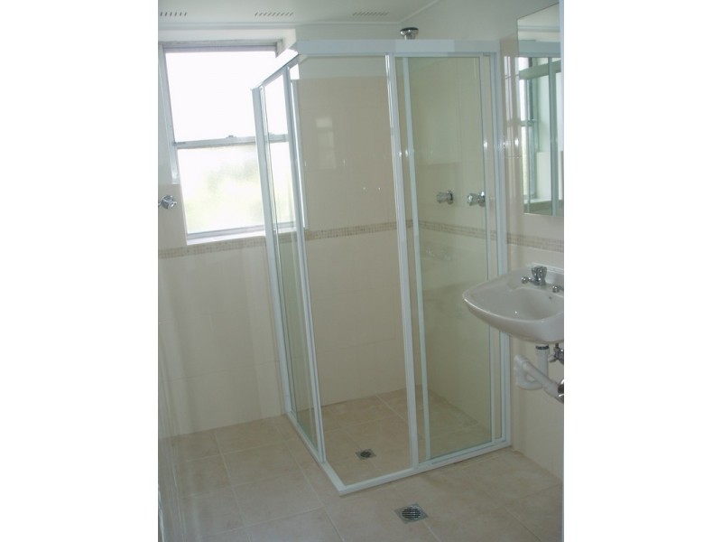 2/3 Colindia Ave, Neutral Bay NSW 2089