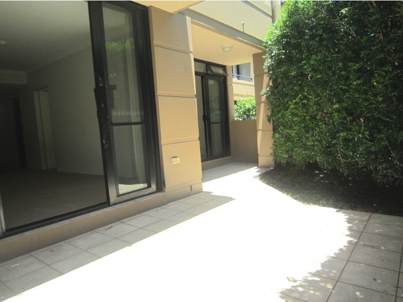 11/240 Ben Boyd Rd, Neutral Bay NSW 2089