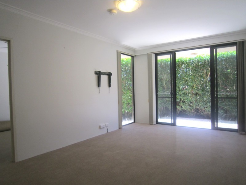 11/240 Ben Boyd Rd, Neutral Bay NSW 2089