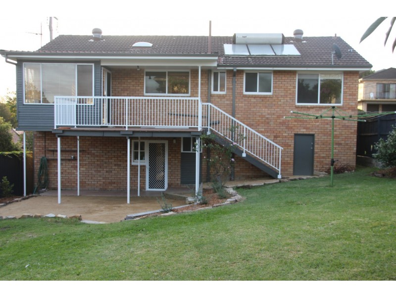 27a Pine Ave, Brookvale NSW 2100