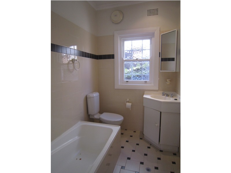 2/22 Spruson Street, Neutral Bay NSW 2089