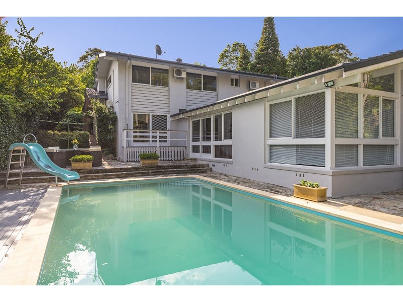 21 Greenway Drive, Pymble NSW 2073