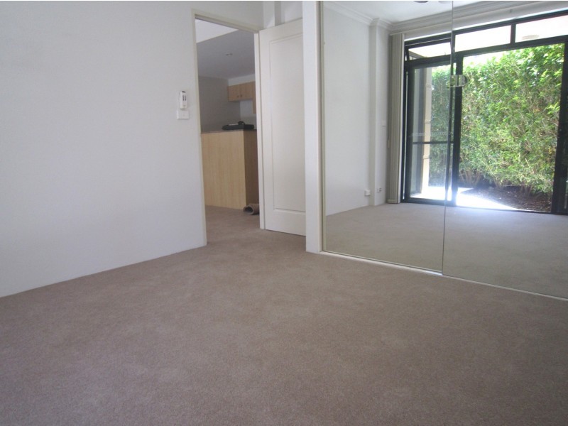 11/240 Ben Boyd Road, Neutral Bay NSW 2089