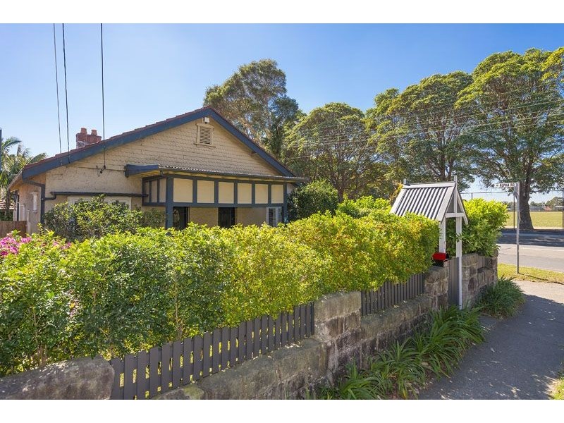 1 Frenchs Road, Willoughby NSW 2068