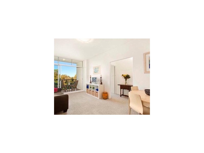 2/80 Bent Street, Neutral Bay NSW 2089