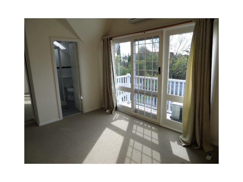 5 Huntington Street, Crows Nest NSW 2065