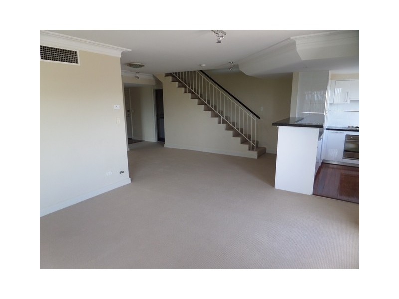 703A/28 Whitton Road, Chatswood West NSW 2067