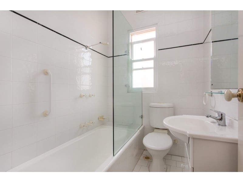 4/2 Calliope St, Mosman NSW 2088