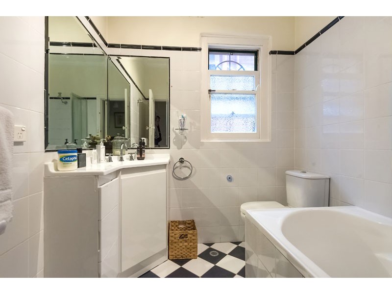 2/30 Undercliff Street, Neutral Bay NSW 2089