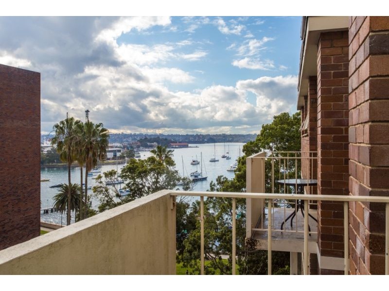 89/5-7 Esplanade, Elizabeth Bay NSW 2011