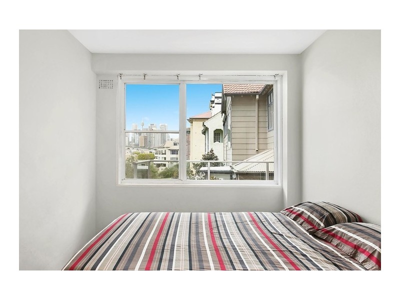 12/17 East Crescent Street, Mcmahons Point NSW 2060