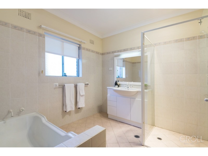 31 Moore Street, Clontarf NSW 2093