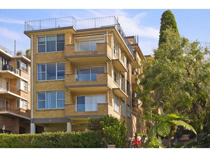 2/37 Moruben Road, Mosman NSW 2088