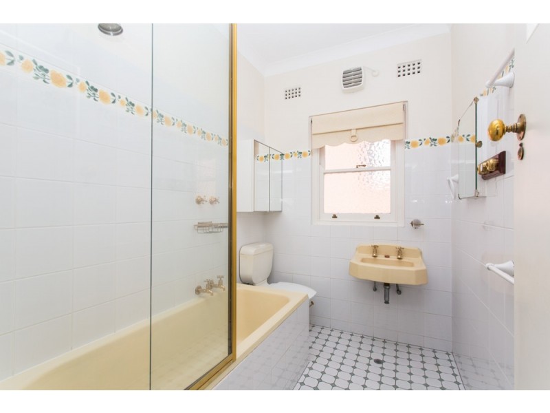 9/88 Bradleys Head Road, Mosman NSW 2088