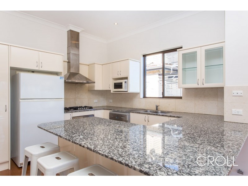 84 Ben Boyd Rd, Neutral Bay NSW 2089