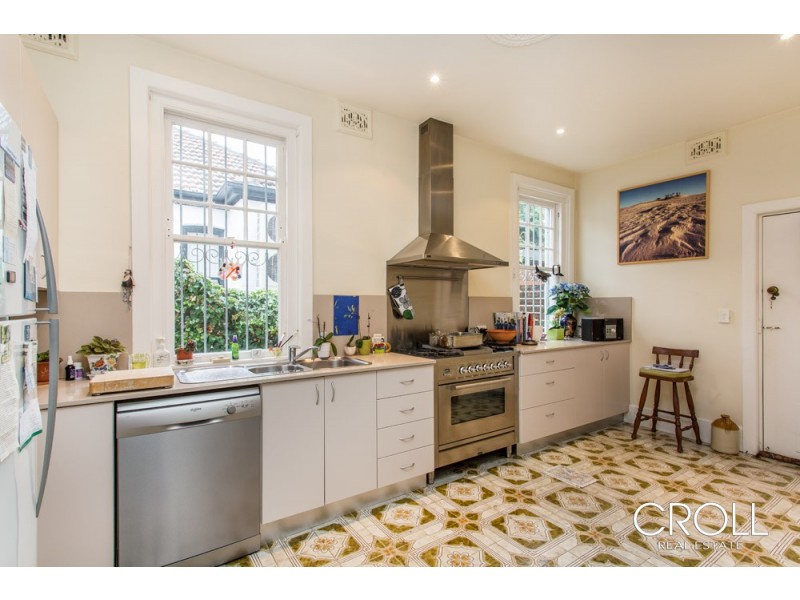 23 Holdsworth Ave, Neutral Bay NSW 2089