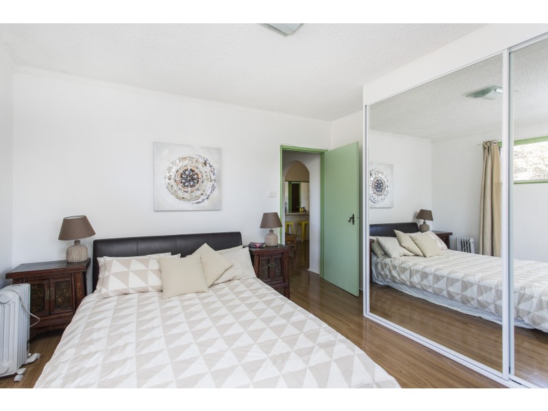 2/18 Avon Road, Dee Why NSW 2099
